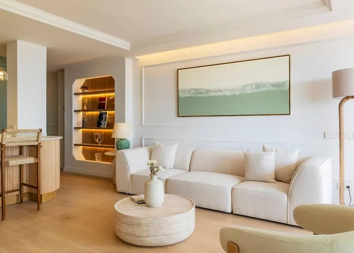 Apartment Pink Frontline Premium *