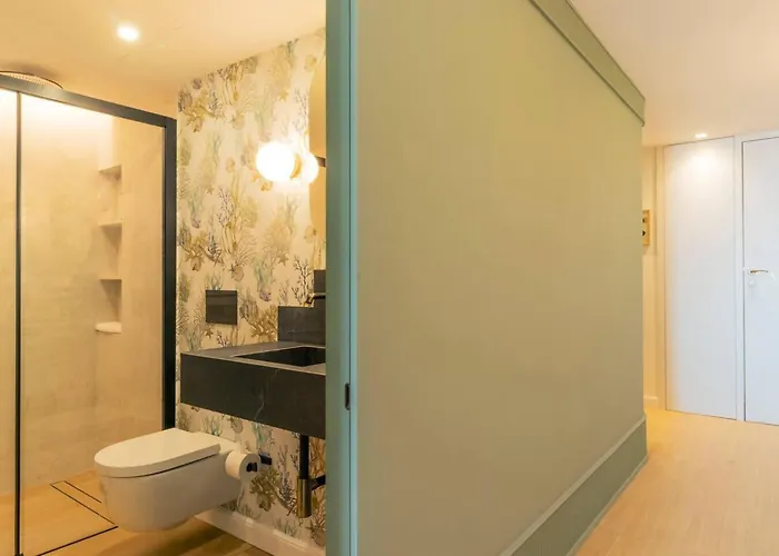 Apartment Pink Frontline Premium *